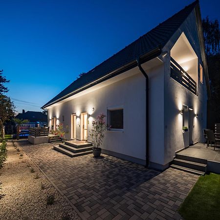 Balatonic Lime Apartmanhaz Siófok Exteriör bild