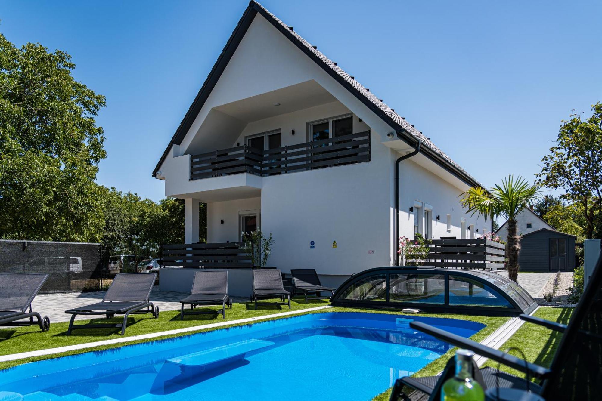 Balatonic Lime Apartmanhaz Siófok Exteriör bild