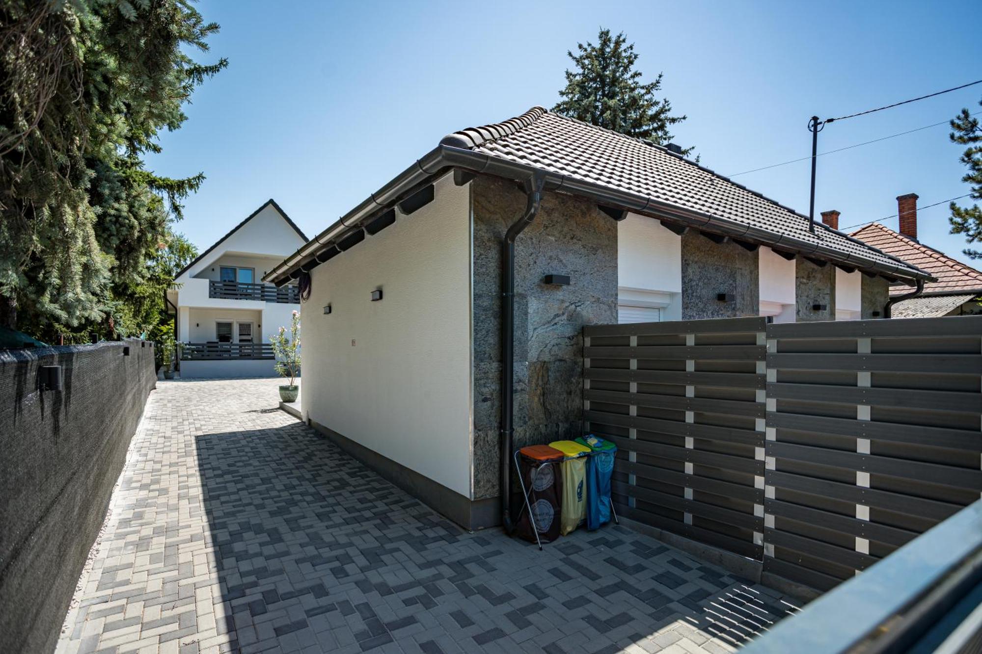 Balatonic Lime Apartmanhaz Siófok Exteriör bild