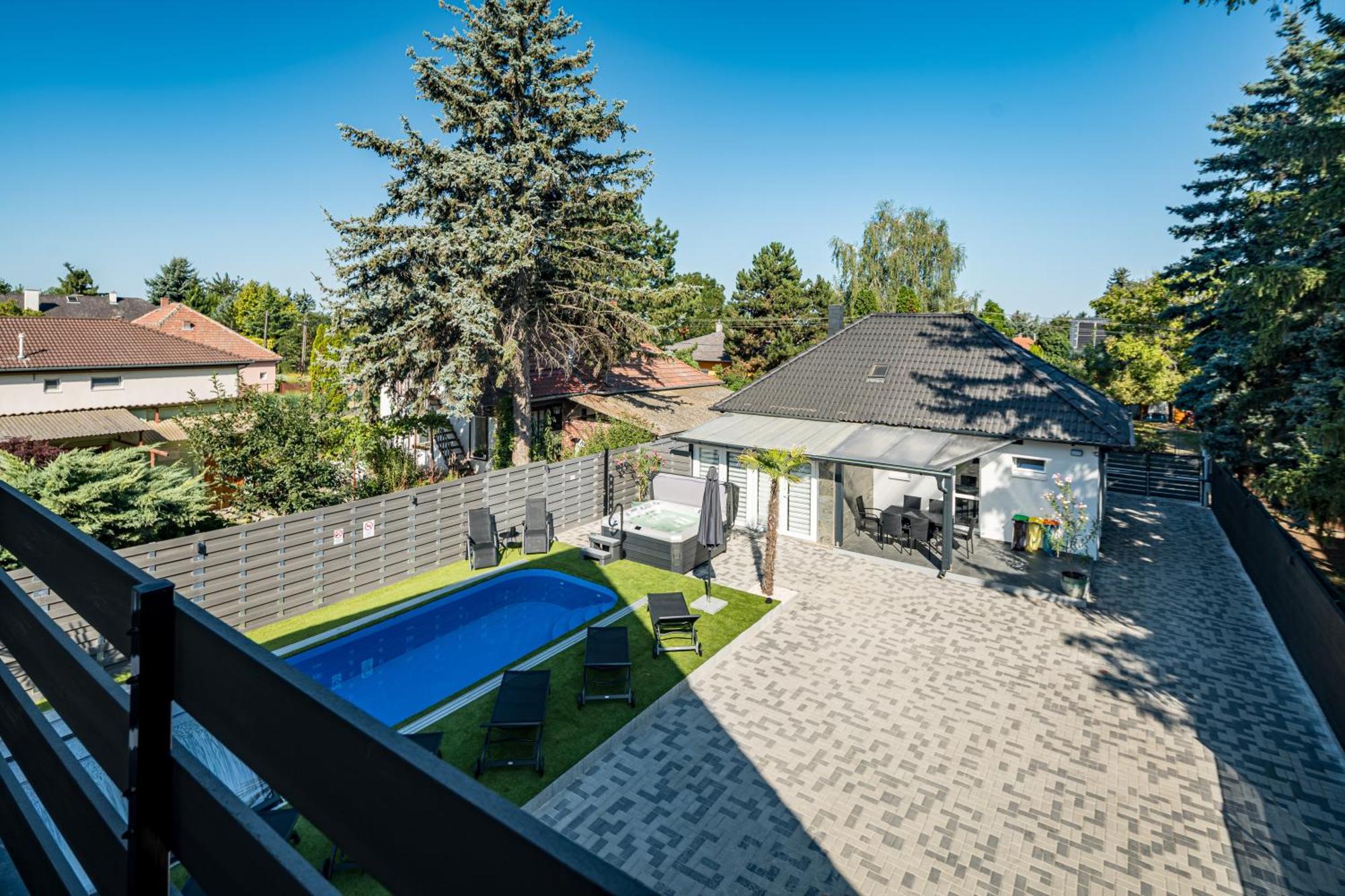 Balatonic Lime Apartmanhaz Siófok Exteriör bild