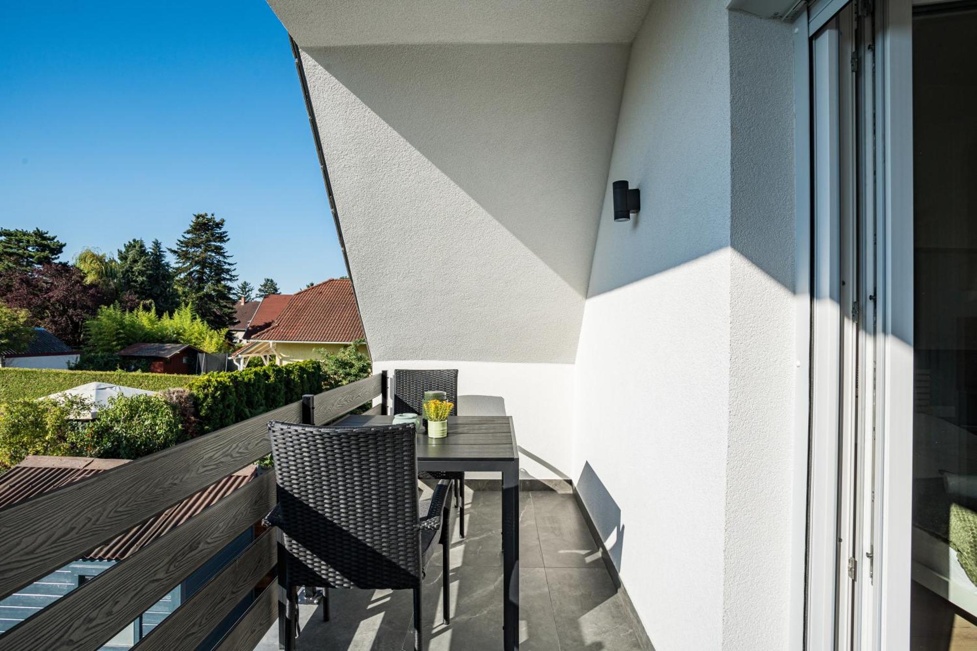 Balatonic Lime Apartmanhaz Siófok Exteriör bild