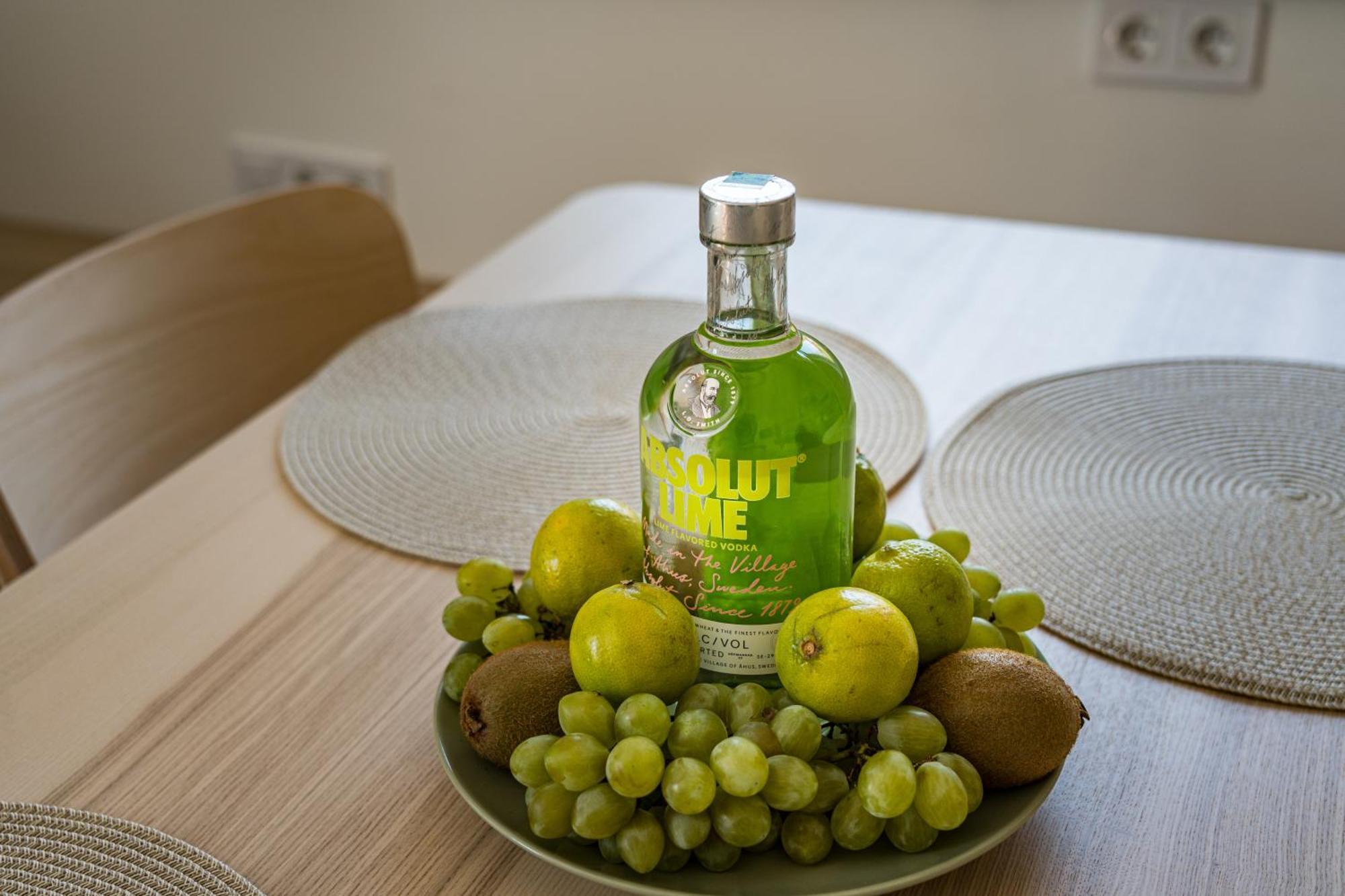 Balatonic Lime Apartmanhaz Siófok Exteriör bild