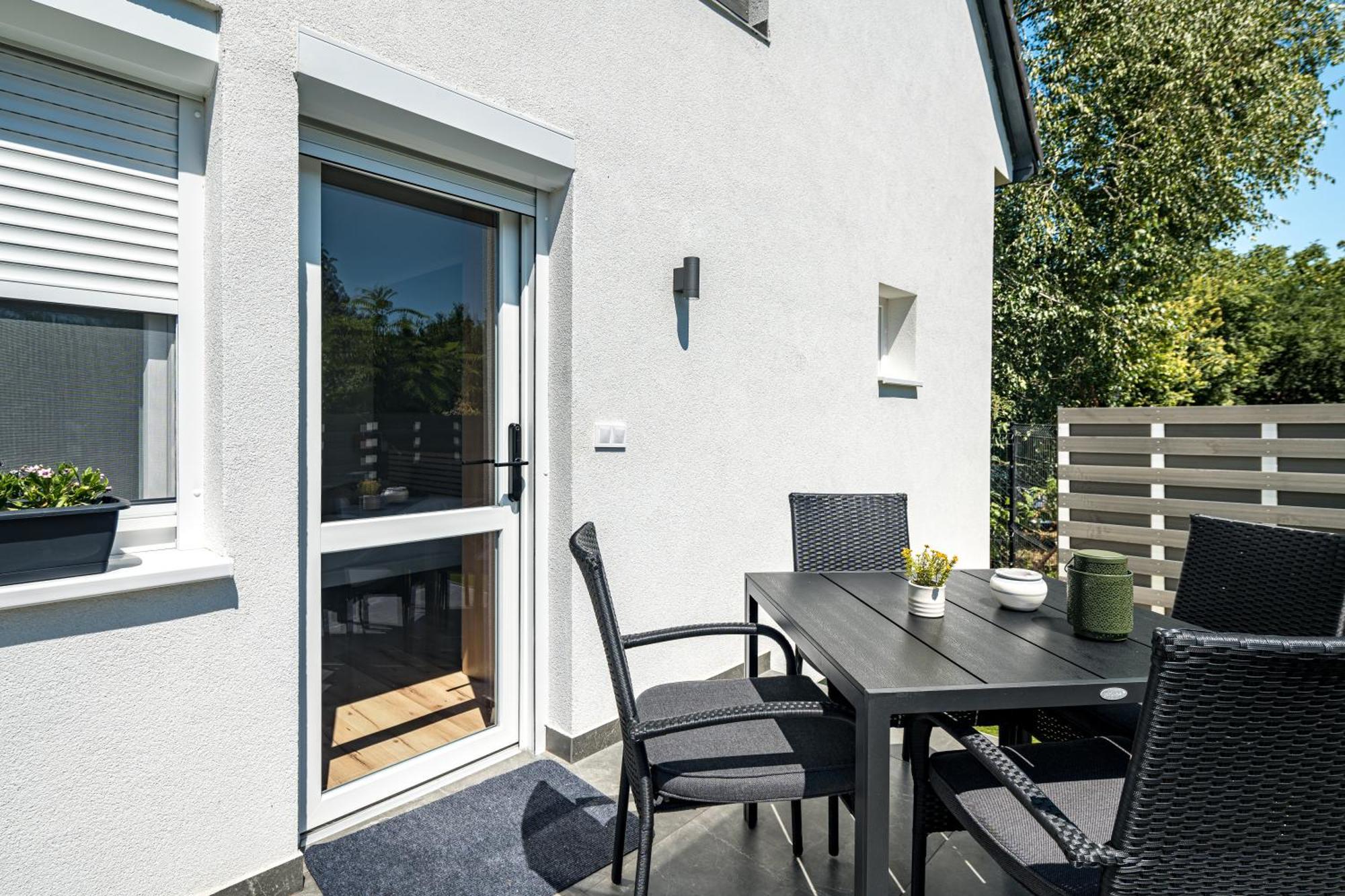Balatonic Lime Apartmanhaz Siófok Exteriör bild