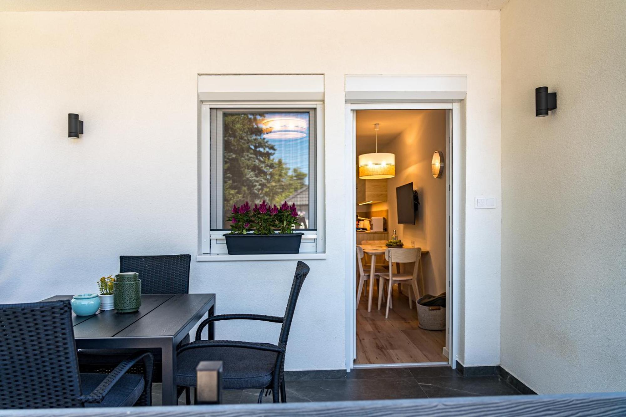 Balatonic Lime Apartmanhaz Siófok Exteriör bild